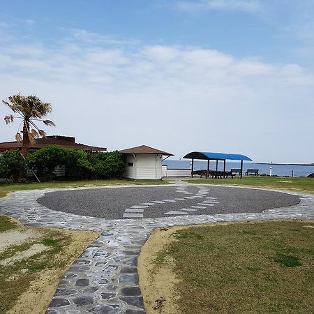 Park Beach Hotel Jeju Exteriör bild
