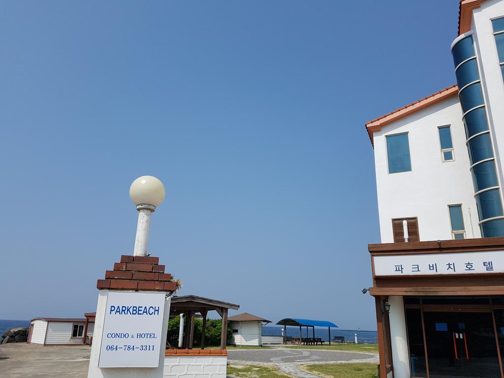 Park Beach Hotel Jeju Exteriör bild